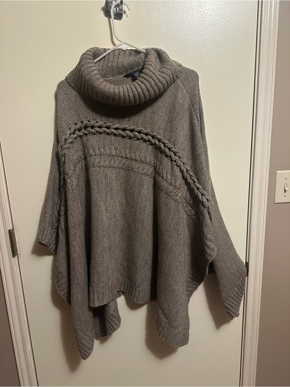 Simply Vera Vera Wang Taupe Cowl Neck Knit Poncho